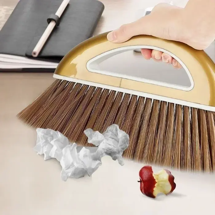 Balai magique et pelle à poussière en plastique