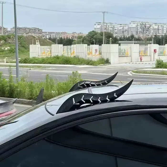 Décoration créative de coin de voiture en forme de dragon