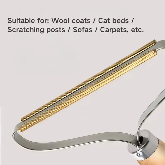 Éliminateur de poils en acier inoxydable avec manche en bois