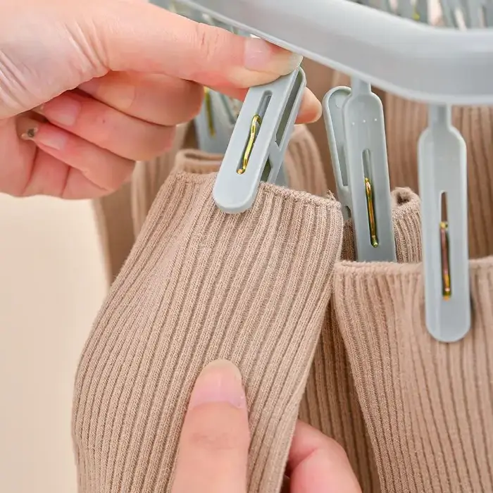 Séchoir à linge pliable avec 32 pinces