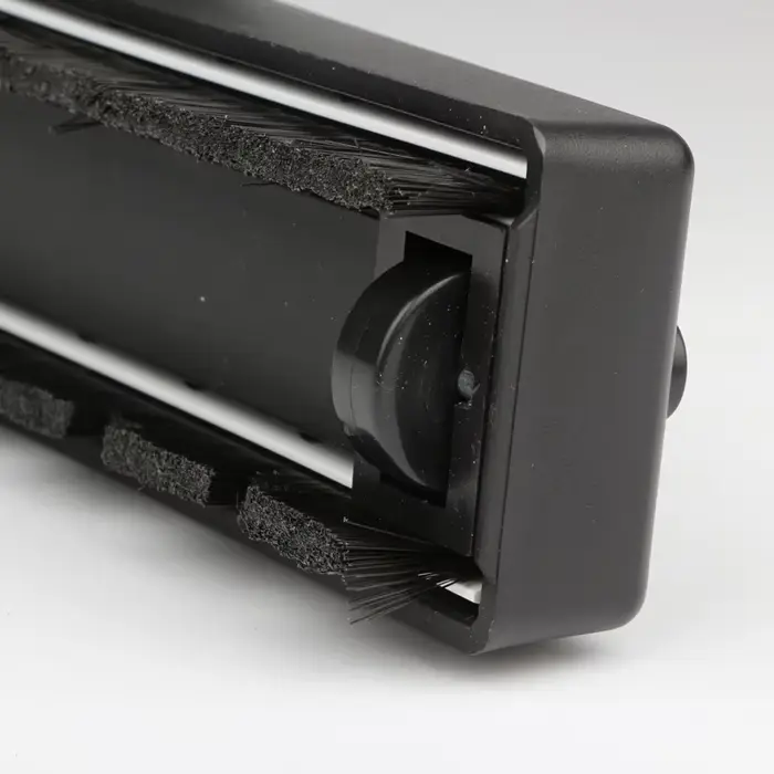Brosse universelle pour aspirateur industriel
