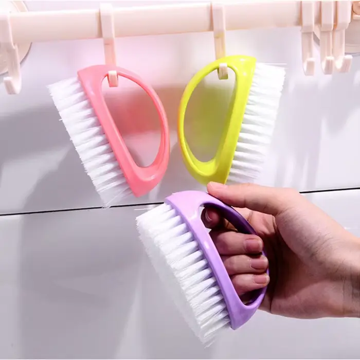Brosse de nettoyage colorée pour travaux ménagers