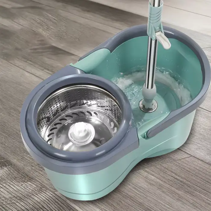 Serpillière automatique avec seau et brosse rotative