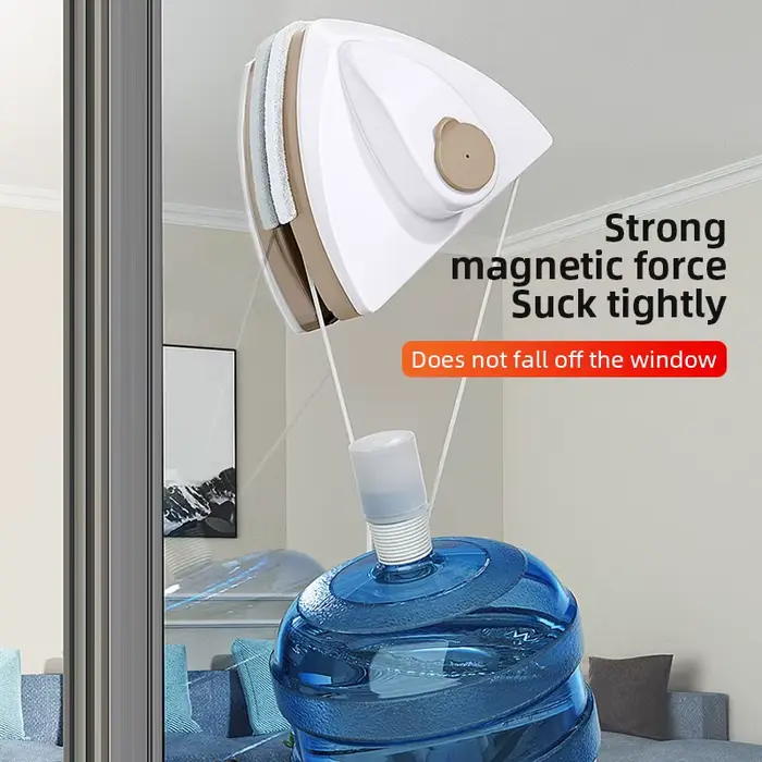 Brosse nettoyante magnétique pour vitres