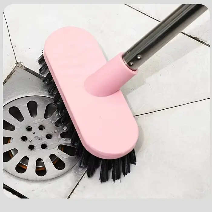 La brosse de toilette à long manche est idéale pour nettoyer la salle de bain. Sa poils robustes éliminent efficacement les taches tenaces