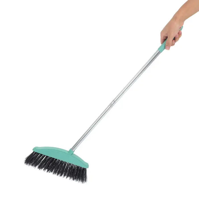 Balai professionnel robuste pour l'extérieur avec poils doux et manche long pour le nettoyage des patios, allées, bétons et jardins