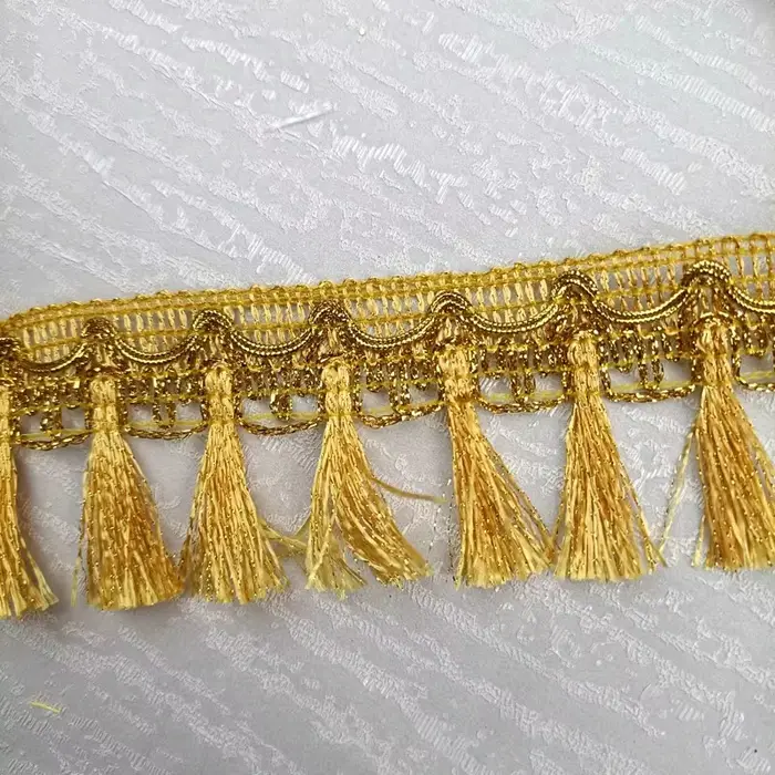 Nappe à pampilles en balai de 6CM de large
