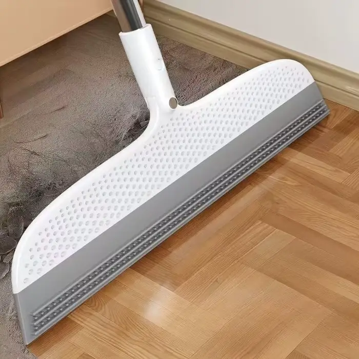 Balai Magique en Silicone pour la Maison : Essuie l'Eau