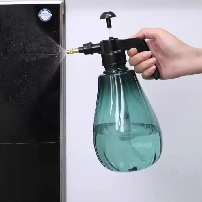 Pulvérisateur à pression pour lavage de voiture 1