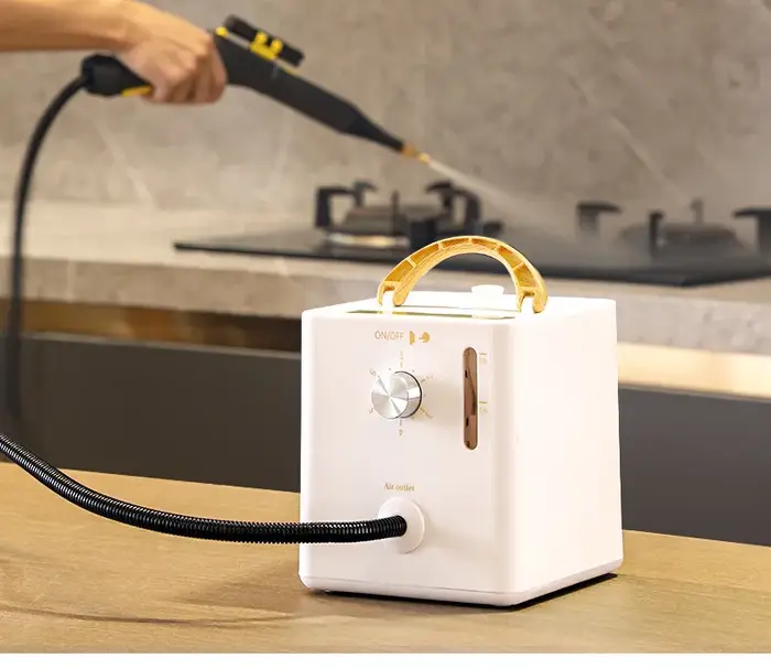 Nettoyeur vapeur haute pression avec tête de brosse