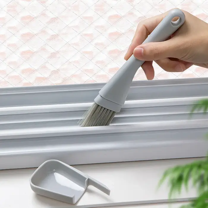 Brosse de nettoyage de fente de fenêtre et pelle à poussière 2 en 1