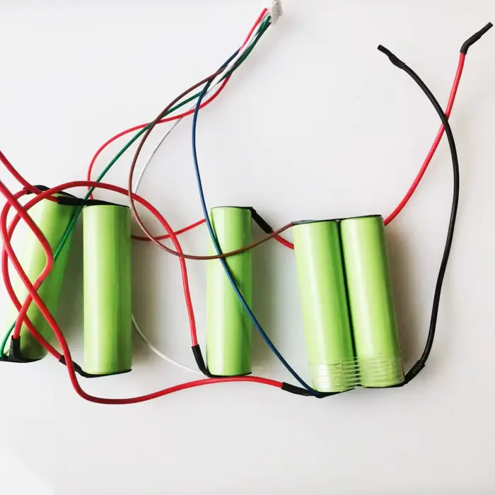 Nouveau Pack de batterie Li-ion 18V 3400mAh/2600mAh pour aspirateur robot Electrolux ZB3010 ZB3011 ZB3212 ZB3213 ZB3214G avec prise