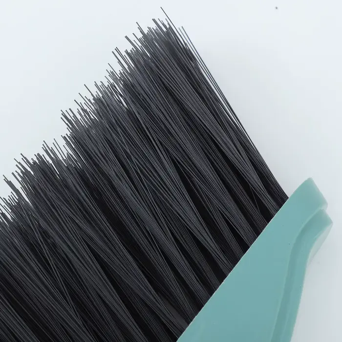 Balai de cour à manche ergonomique, robuste, à long manche, pour le balayage extérieur, idéal pour la terrasse, la voie d'accès, le jardin, les fournitures de nettoyage des sols