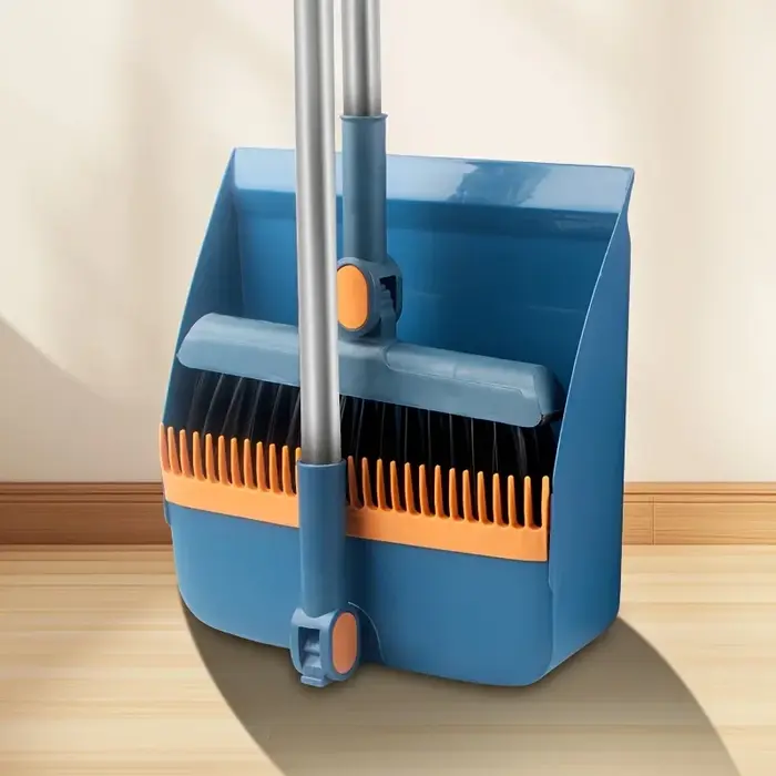 Ensemble balai et pelle magnétique pliables et rotatifs 2-en-1