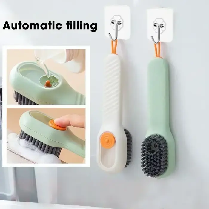 Brosse de nettoyage avec distributeur de savon