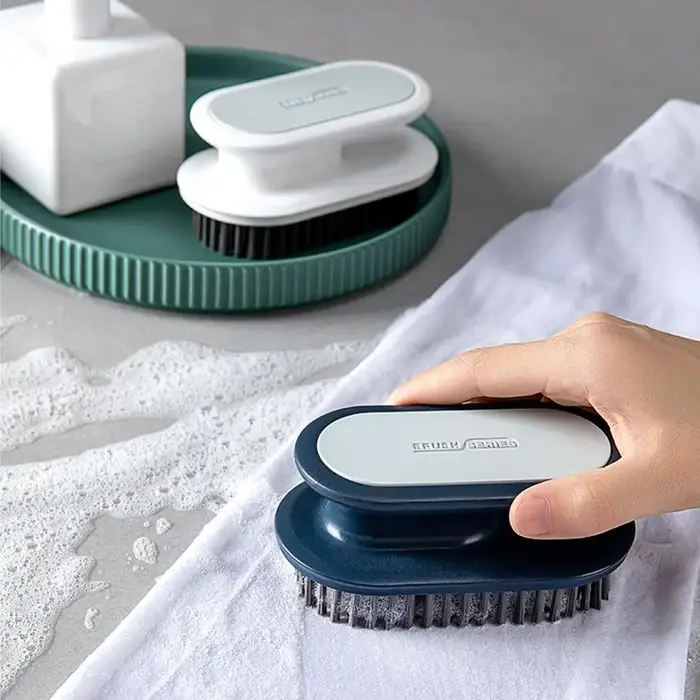 Brosse à récurer à poils souples, pour vêtements et chaussures, brosse de nettoyage Portable avec manche en plastique pour la maison