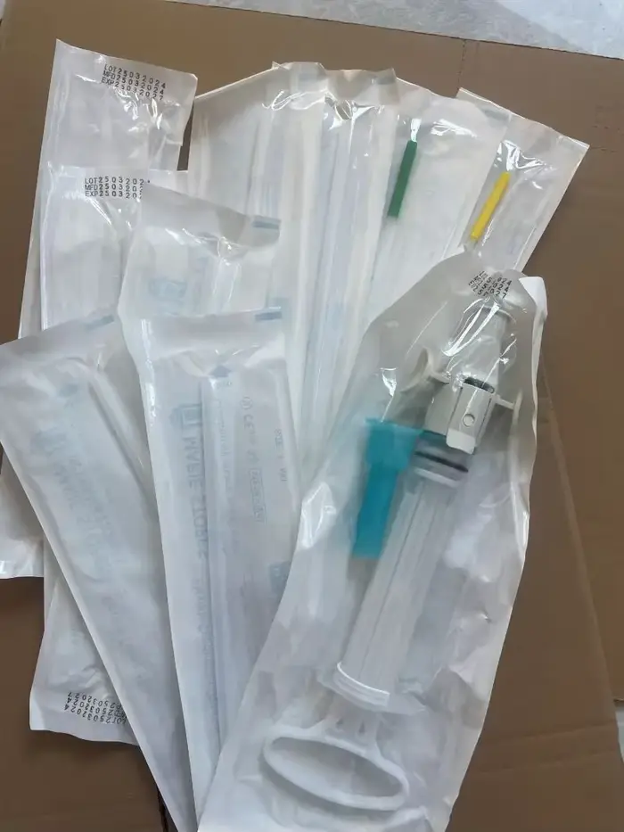 Kit MVA manuels aspirateurs Kit d'aspiration KIT MVA vanne à double pincement Autoclavables pour hôp