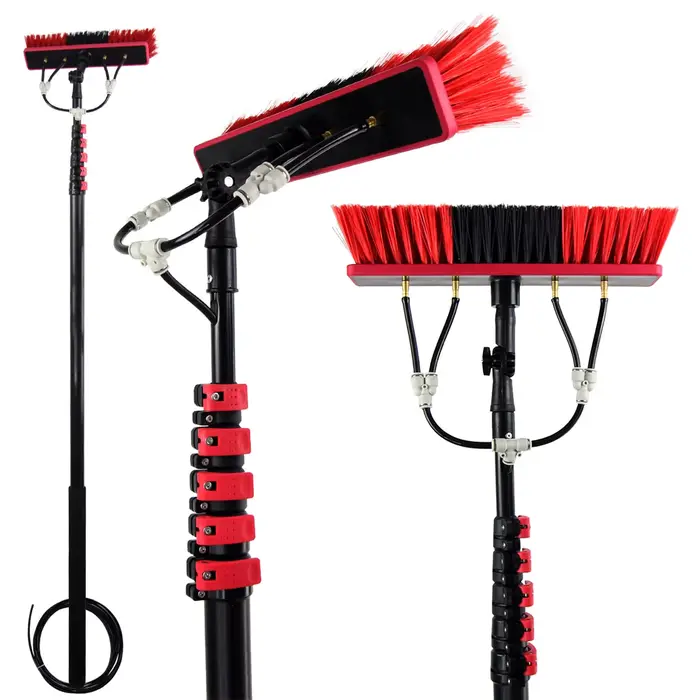 Brosse télescopique alimentée en eau pour fenêtre