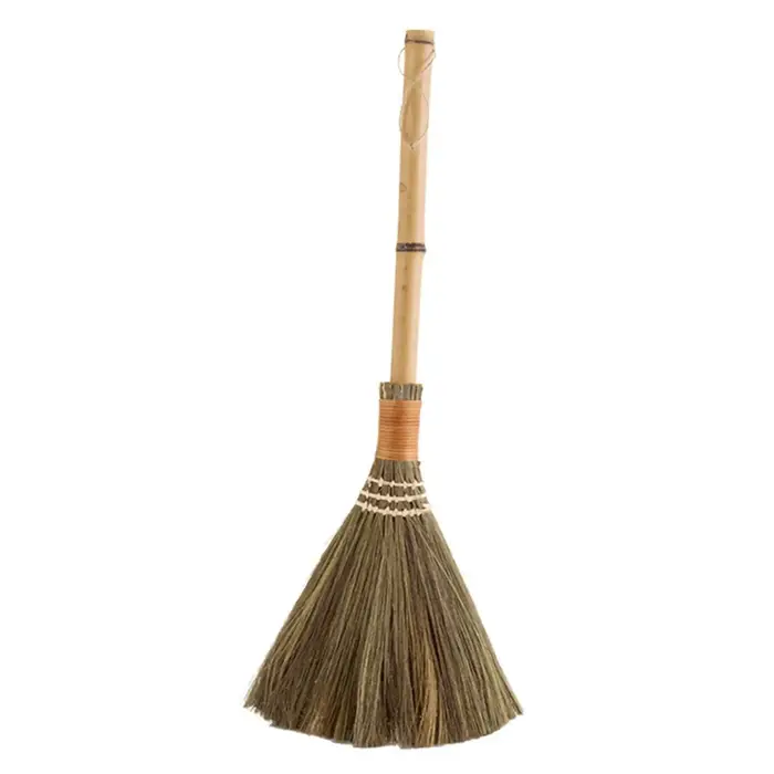 Brosse de nettoyage compacte décorative en bambou et paille, balai traditionnel doux pour intérieur et extérieur