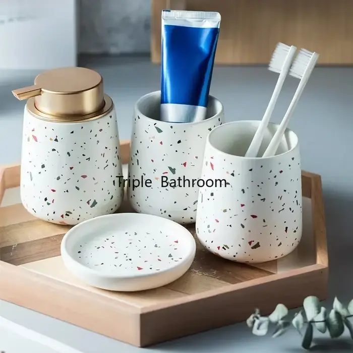 Accessoires de salle de bains de décoration