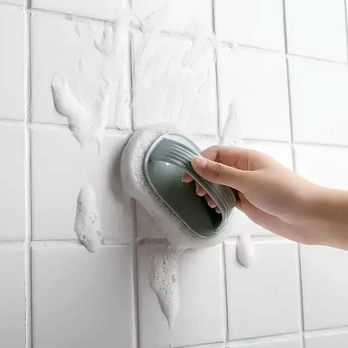 Brosse de nettoyage polyvalente pour salle de bains
