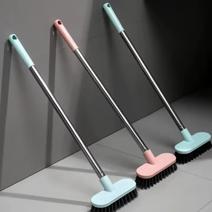 Brosse à récurer le sol avec longue poignée