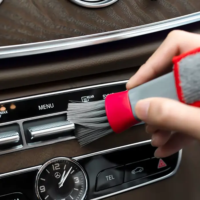Brosse à poussière polyvalente pour voiture