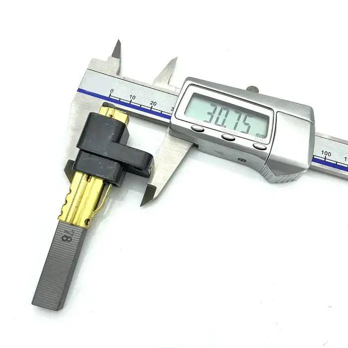 Remplacement de brosse en carbone pour aspirateur