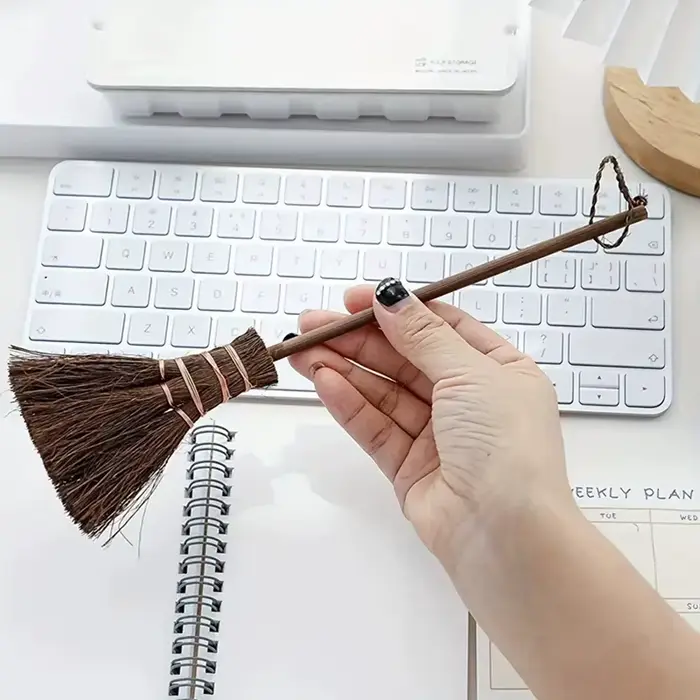 Balai de bureau créatif Simple pour la maison