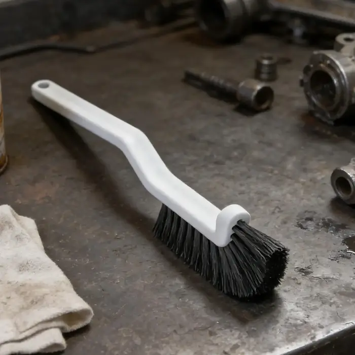 Brosse de nettoyage pour les angles difficiles