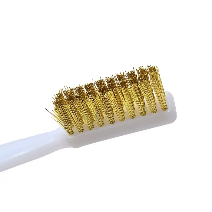 Brosses de nettoyage et de polissage pour l'élimination de la rouille