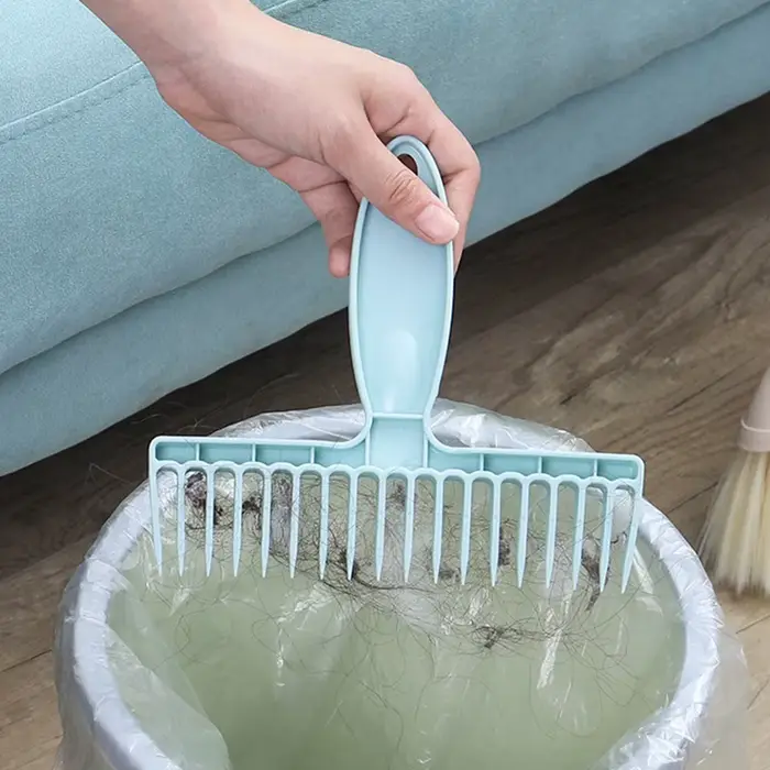 Balai épilation peigne ménage
