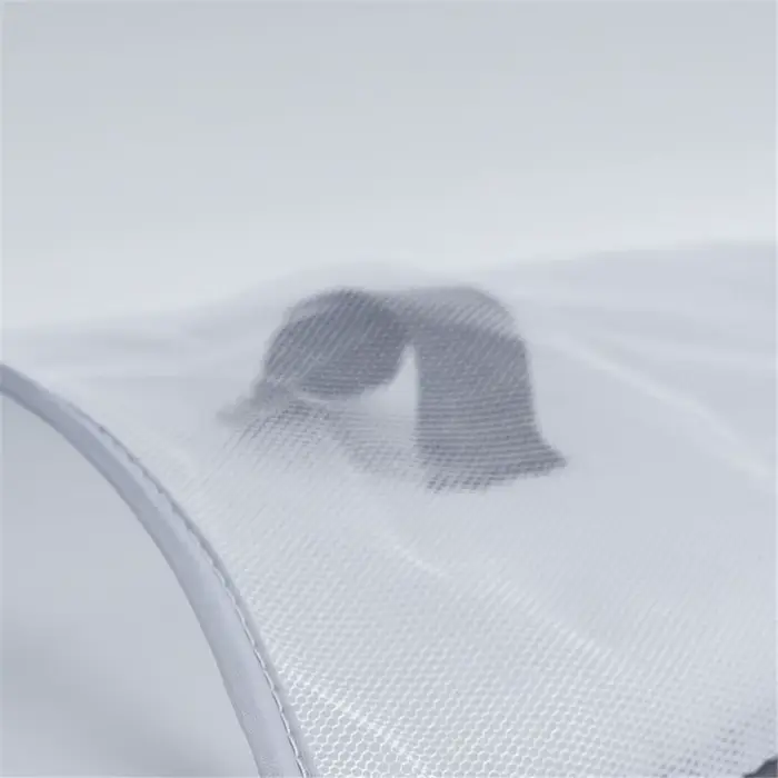 Planche à repasser en tissu isolante