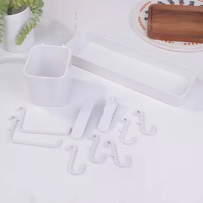 Accessoires pour panneau perforé mural